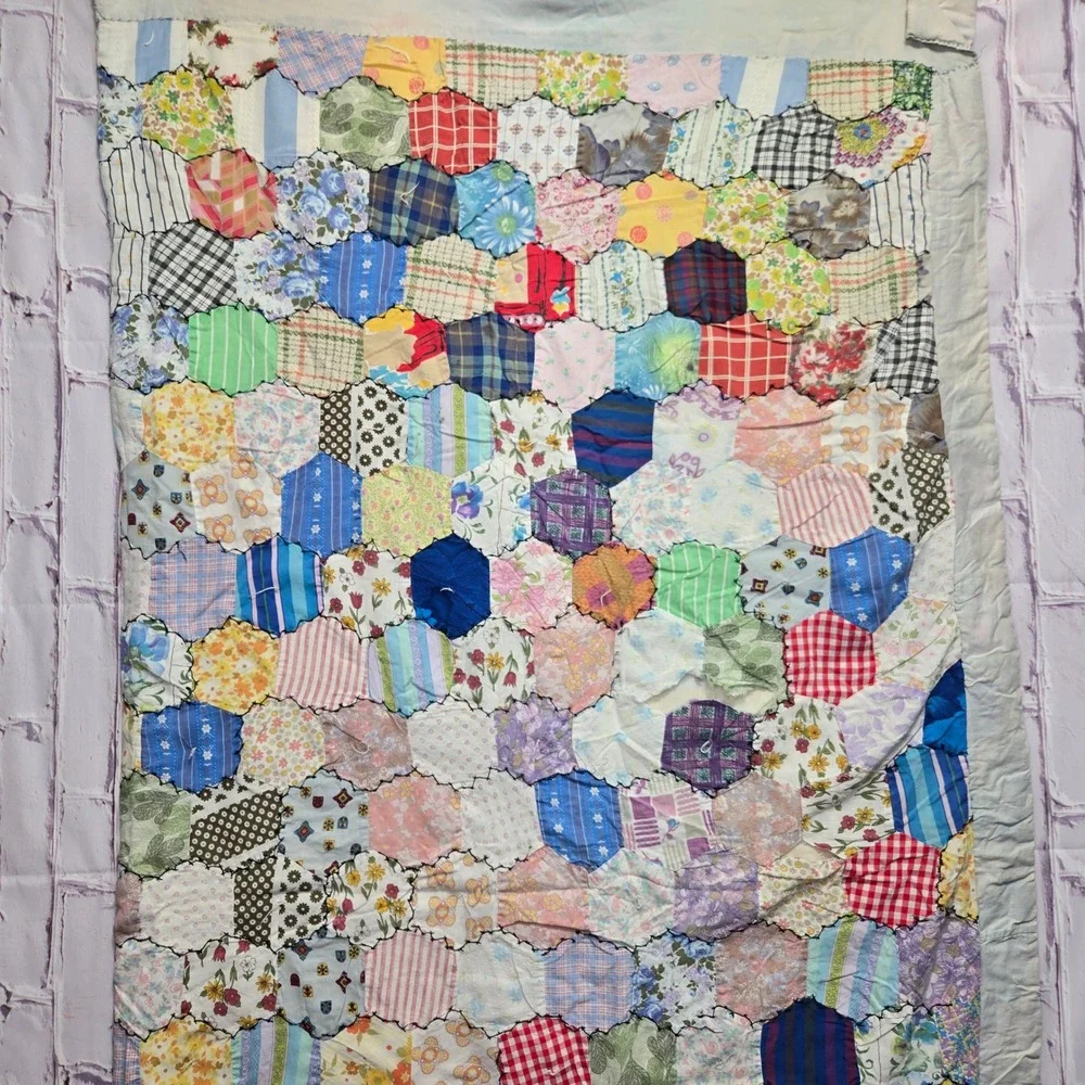 VTG Handmade Hexagon Grandmother Flower Garden Patchwork Antique Quilt 72x70